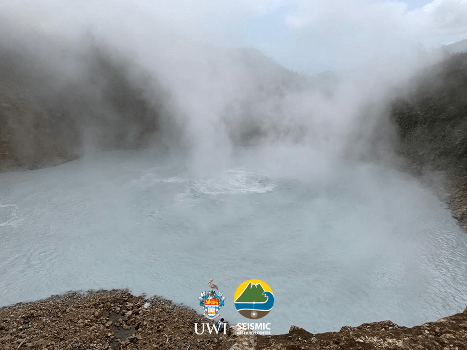 Dominica: Fluctuating Water Levels Reported at The Boiling&nbsp;Lake