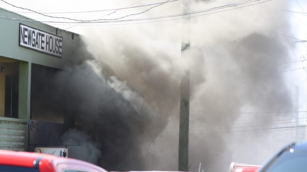 Lack of Water Hampers Firefighting&nbsp;Efforts