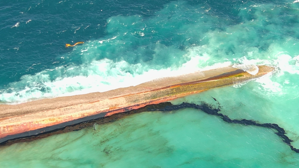 TOBAGO: Flow Of Hydrocarbons From Vessel Has&nbsp;Stopped