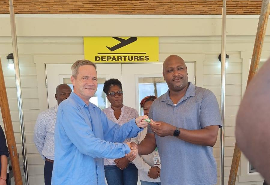 Keys For The New International Airport On Barbuda Handed Over To&nbsp;ABAA